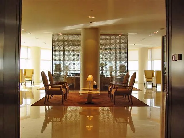 clarity-interior-dubai-holding